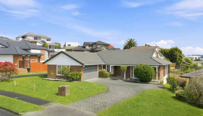 69 Oliver Road, Eastern Beach