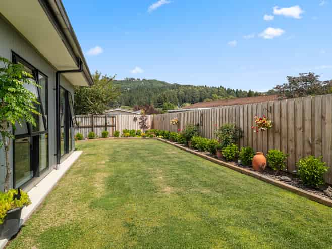 10A Darroch Street, Fairy Springs