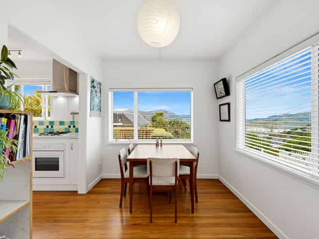 10 Cornwall Road, Lyttelton