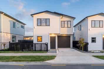 10 Lomandra Street, Westgate