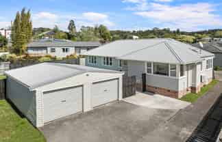 47A Stottholm Road, Titirangi