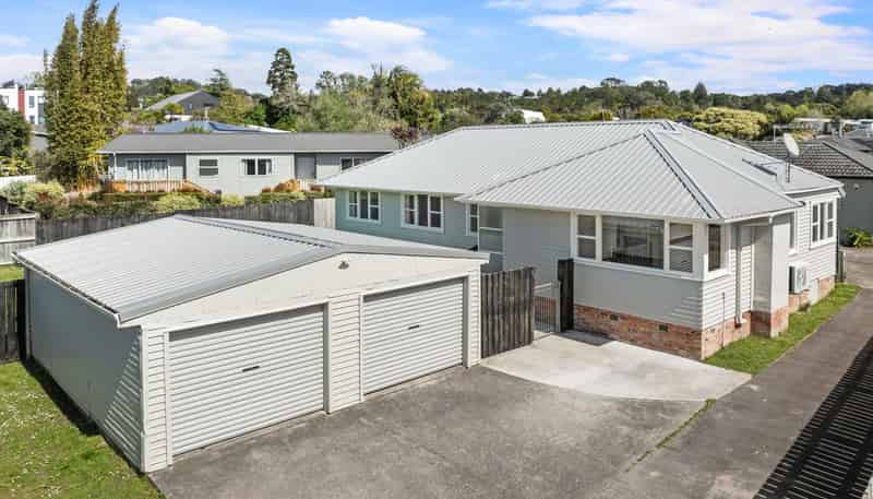 47A Stottholm Road, Titirangi