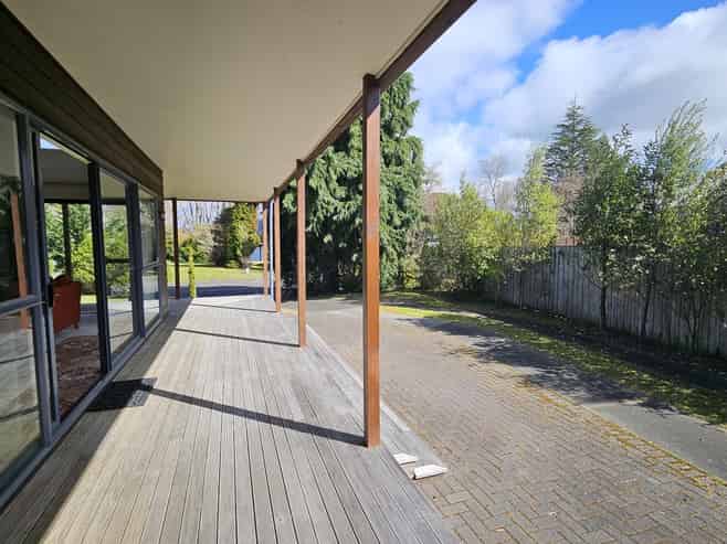 63 Marina Terrace, Kinloch