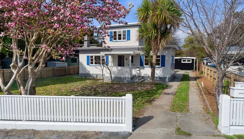40 Domain Road, Otaki