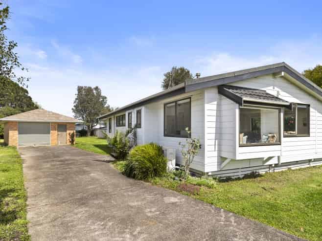 11 Hyde Road, Clevedon