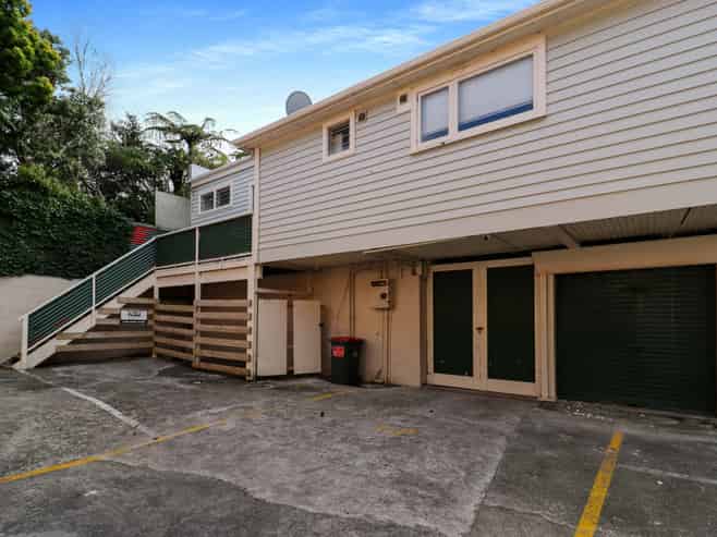 Flat 2/3/50 Cleveland Street, Brooklyn