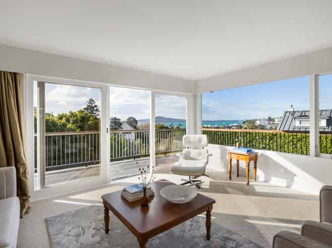 28 Fern Glen Road North, St Heliers