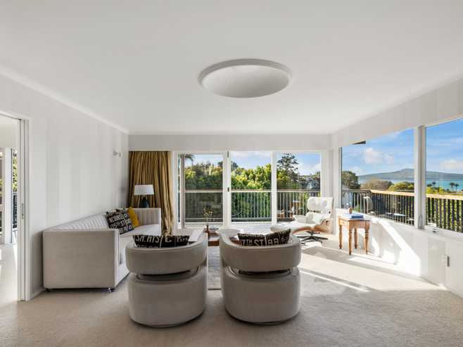 28 Fern Glen Road North, St Heliers