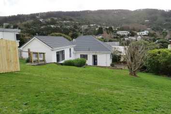 15 Lyndhurst Road, Tawa
