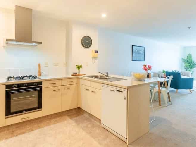 6 Brown Street, Mount Cook