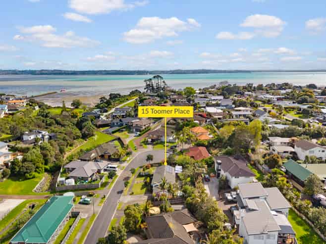 15 Toomer Place, Beachlands