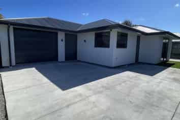 B/300 Wills Street, Ashburton