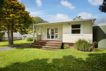 17 Stack Road, Port Waikato