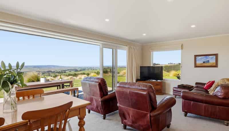 287 Bloxham Road, Crichton