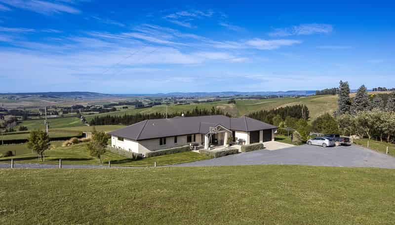 287 Bloxham Road, Crichton