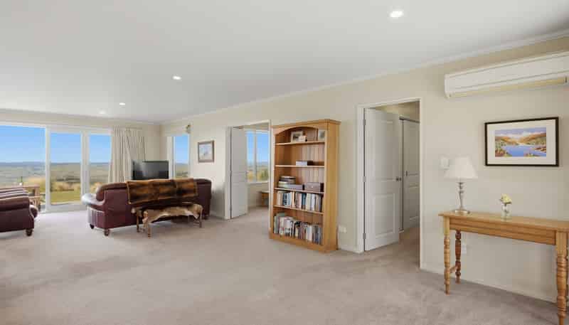 287 Bloxham Road, Crichton