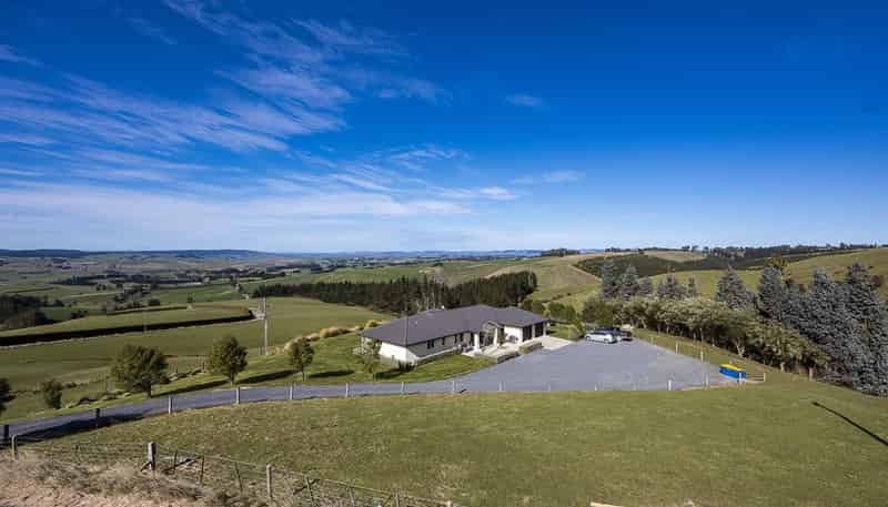 287 Bloxham Road, Crichton