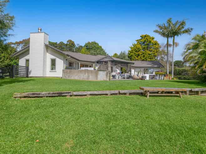 7C Hobbs Road, Matakatia