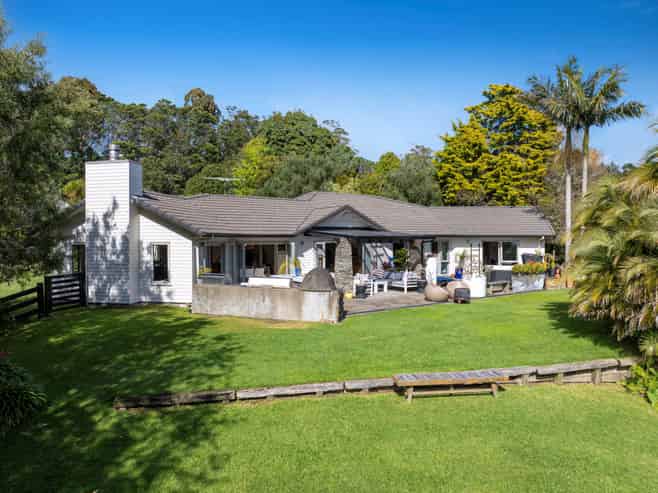 7C Hobbs Road, Matakatia