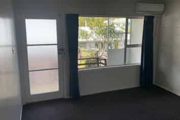 79 Pine Avenue, Melville