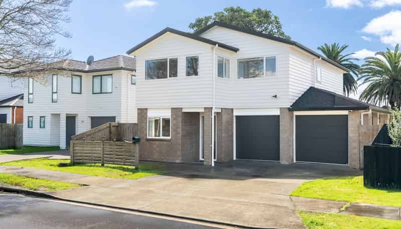 52 Pate Crescent, Mangere