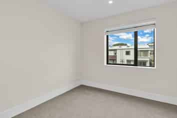 G02/11 Hinaki Street, Point England