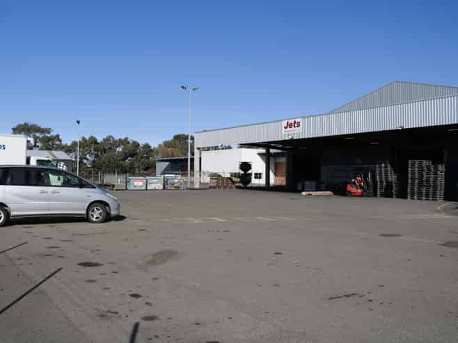 CENTRAL LOCATED, HIGH STUD WAREHOUSE
