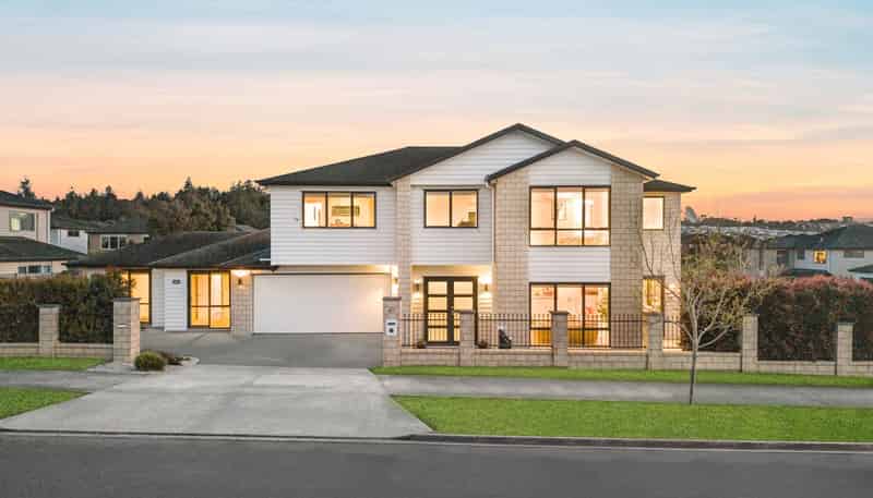 63 Castlederg Drive, Flat Bush