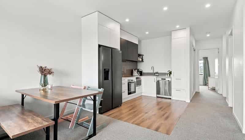 12/1 Genevieve Lane, Hobsonville