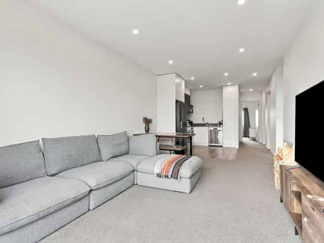 12/1 Genevieve Lane, Hobsonville