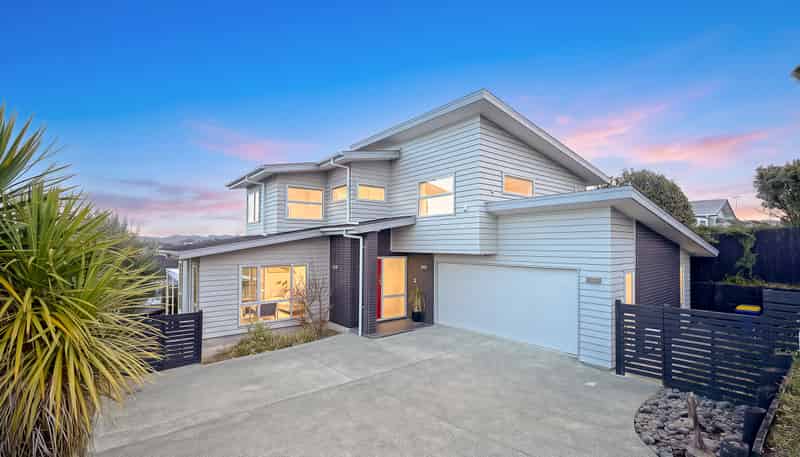 240 Sturges Road, Henderson