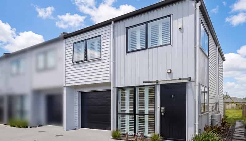 9/60 Kelman Road, Kelston