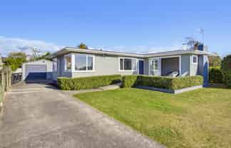 40 Parker Avenue, Levin