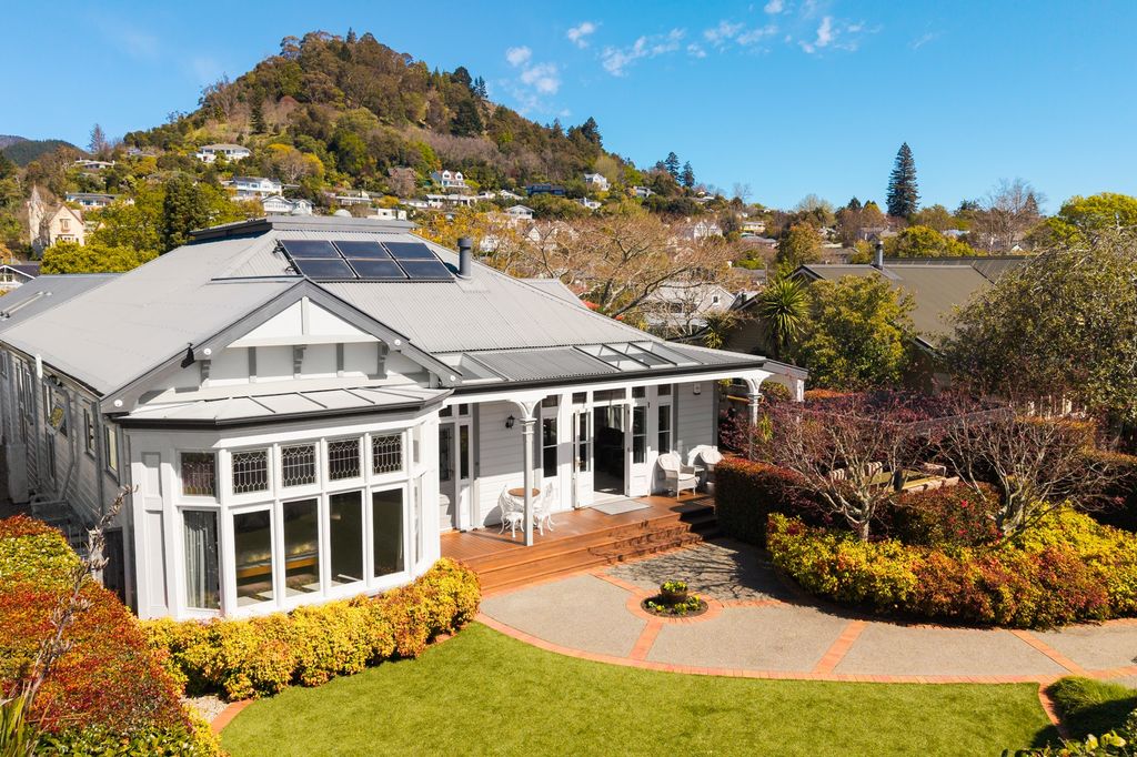 An Exceptional Home in an Exceptional Location 1