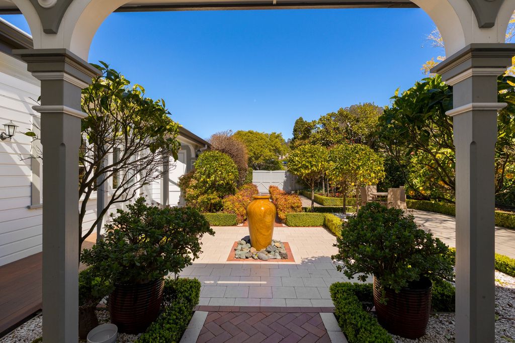 An Exceptional Home in an Exceptional Location 2