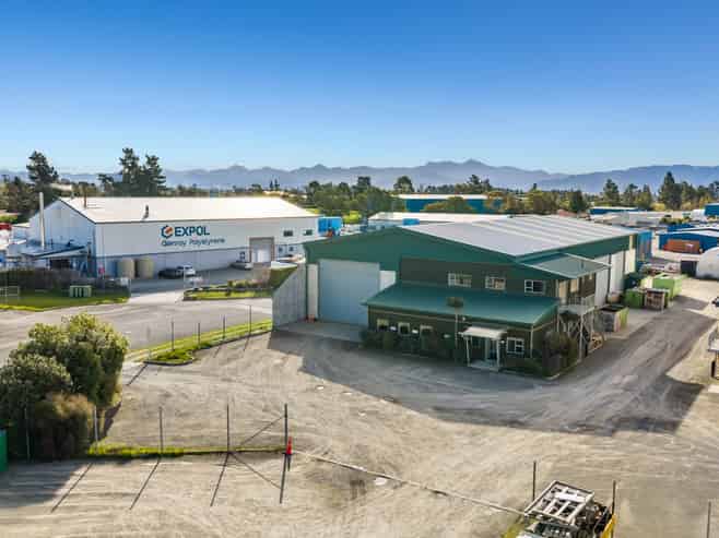 Modern industrial facility, 90% NBS