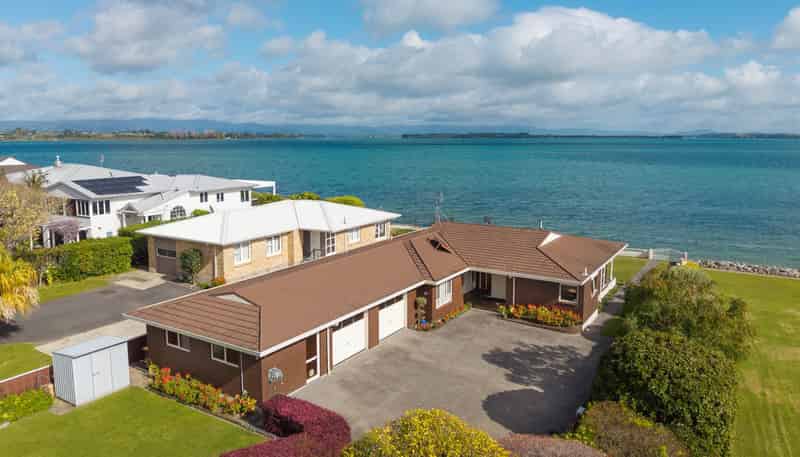 9 Strange Grove, Matua