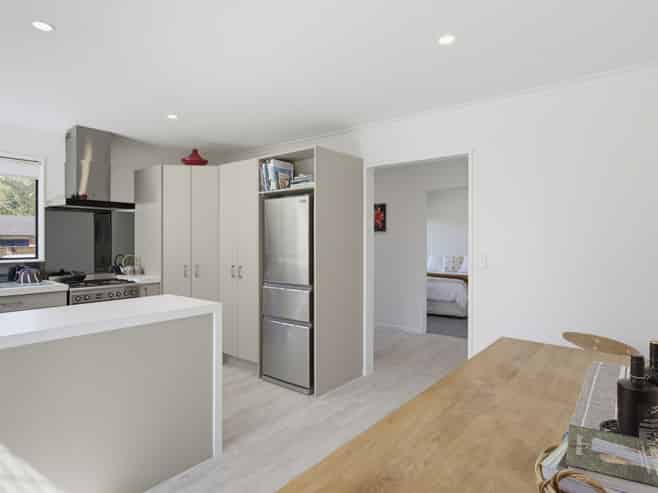 10 Sams Way, Raumati South