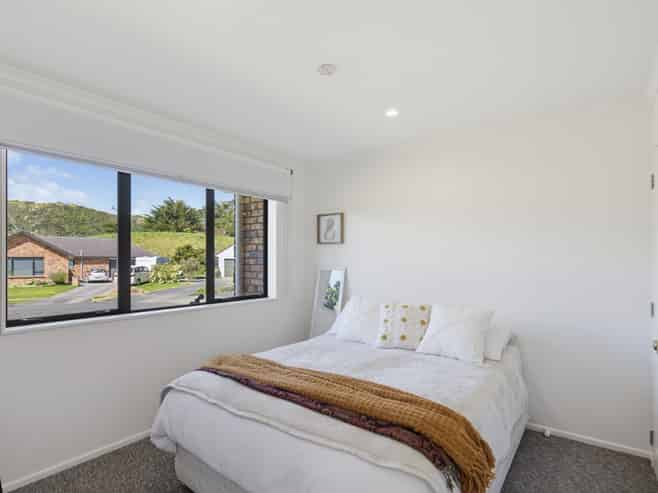 10 Sams Way, Raumati South