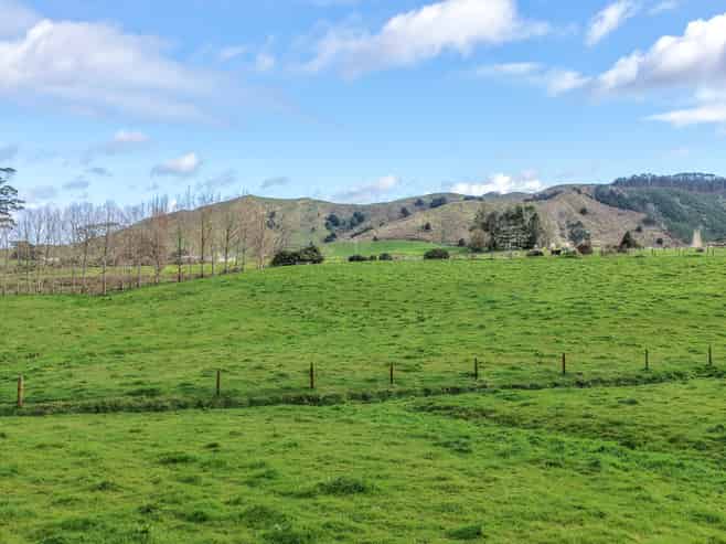 405 Falls Road, Waerenga