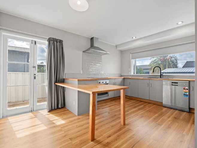 49 Tuhikaramea Road, Dinsdale