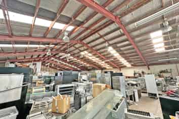 STANDALONE FREEHOLD INDUSTRIAL, VACANT POSSESSION
