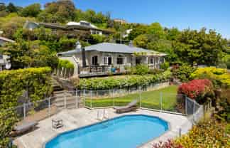 16 Champion Terrace, Moana