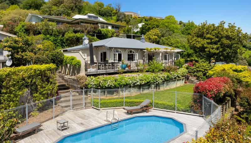 16 Champion Terrace, Moana