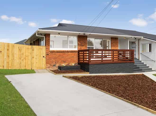 2/30 Kay Drive, Blockhouse Bay