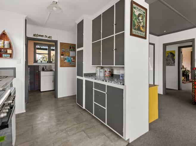 30 Churchill Street, Waipukurau