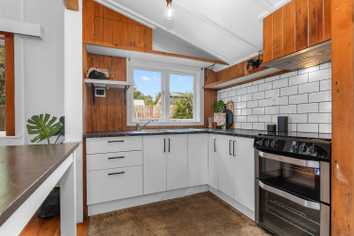 1 Whimp Avenue, Onerahi