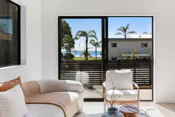 1-5/1 The Esplanade, Eastern Beach