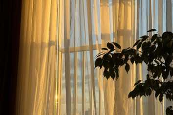 Motivated Seller | Curtains & Blinds, $180K Profit