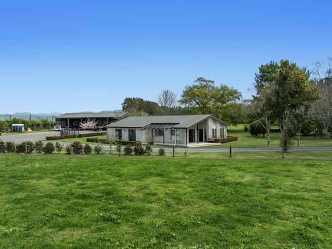 96A and 14 Hallett Road, Otakiri